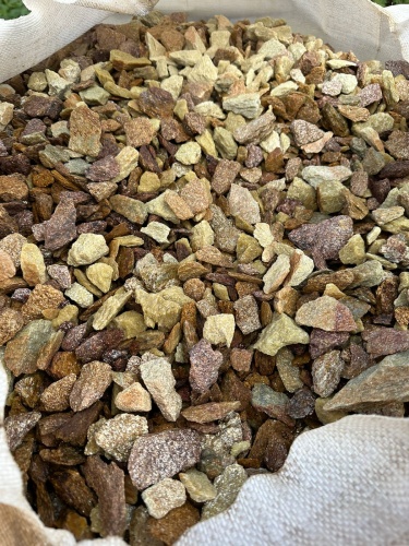 Златолит персиковый декоративная каменная крошка купить в Магнитогорске