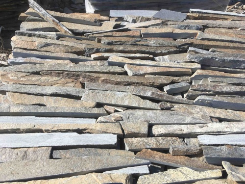 Горбушка златолит мультиколор для облицовки купить в Магнитогорске