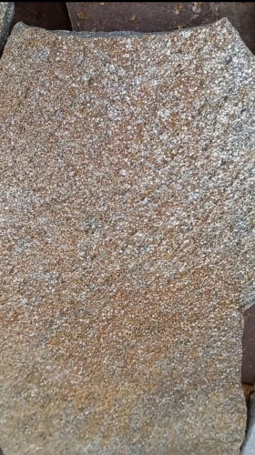 Плитняк златолит серебристый для цоколя, отмостки купить в Магнитогорске