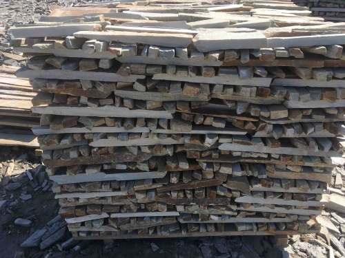 Горбушка златолит золотистый для облицовки купить в Магнитогорске