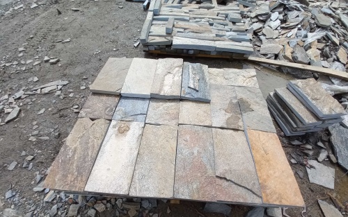 Плитка пилёная златолит Уральский для цоколя, отмостки купить в Магнитогорске