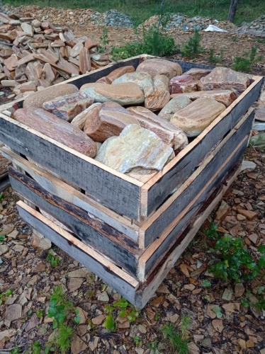 Златолит жёлтый, жёлто-зелёный глыбки и валуны для ланшафтного дизайна купить в Магнитогорске