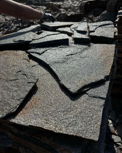 Плитняк златолит серебристый для фасада купить в Магнитогорске